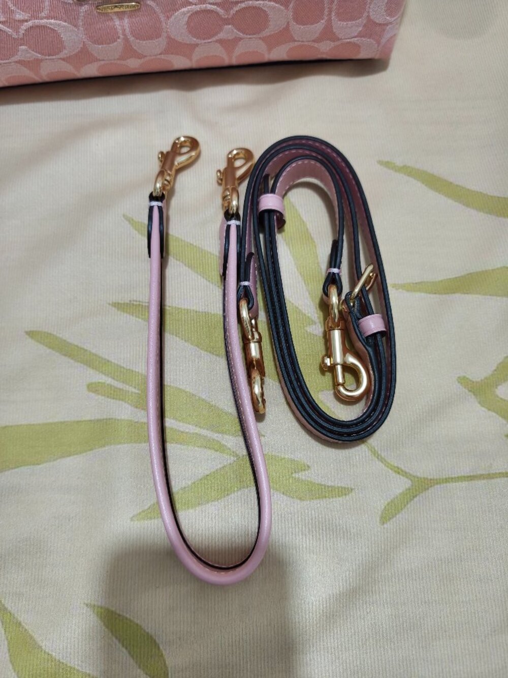 Coach Pink Signature Jacquard Hobo Bag, Extra Straps Included - Picture 3 of 13